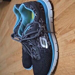 Skechers Sneakers Rare Leopard Print Dark Gray and Turqouise Blue Sz 8